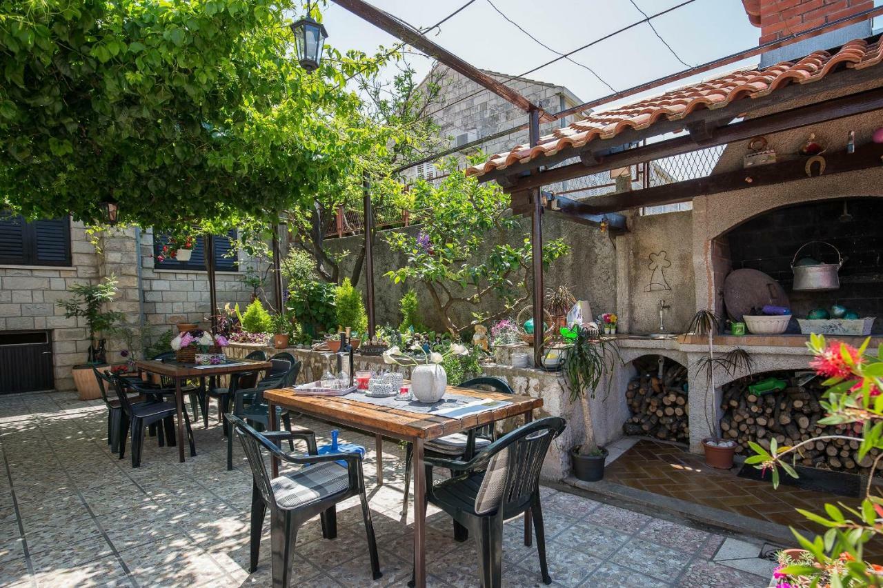 Guesthouse Ivona Ragusa Esterno foto
